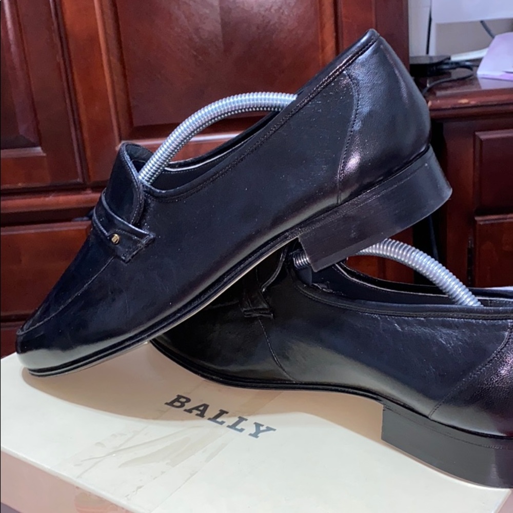 BALLY - Picture 2 of 7